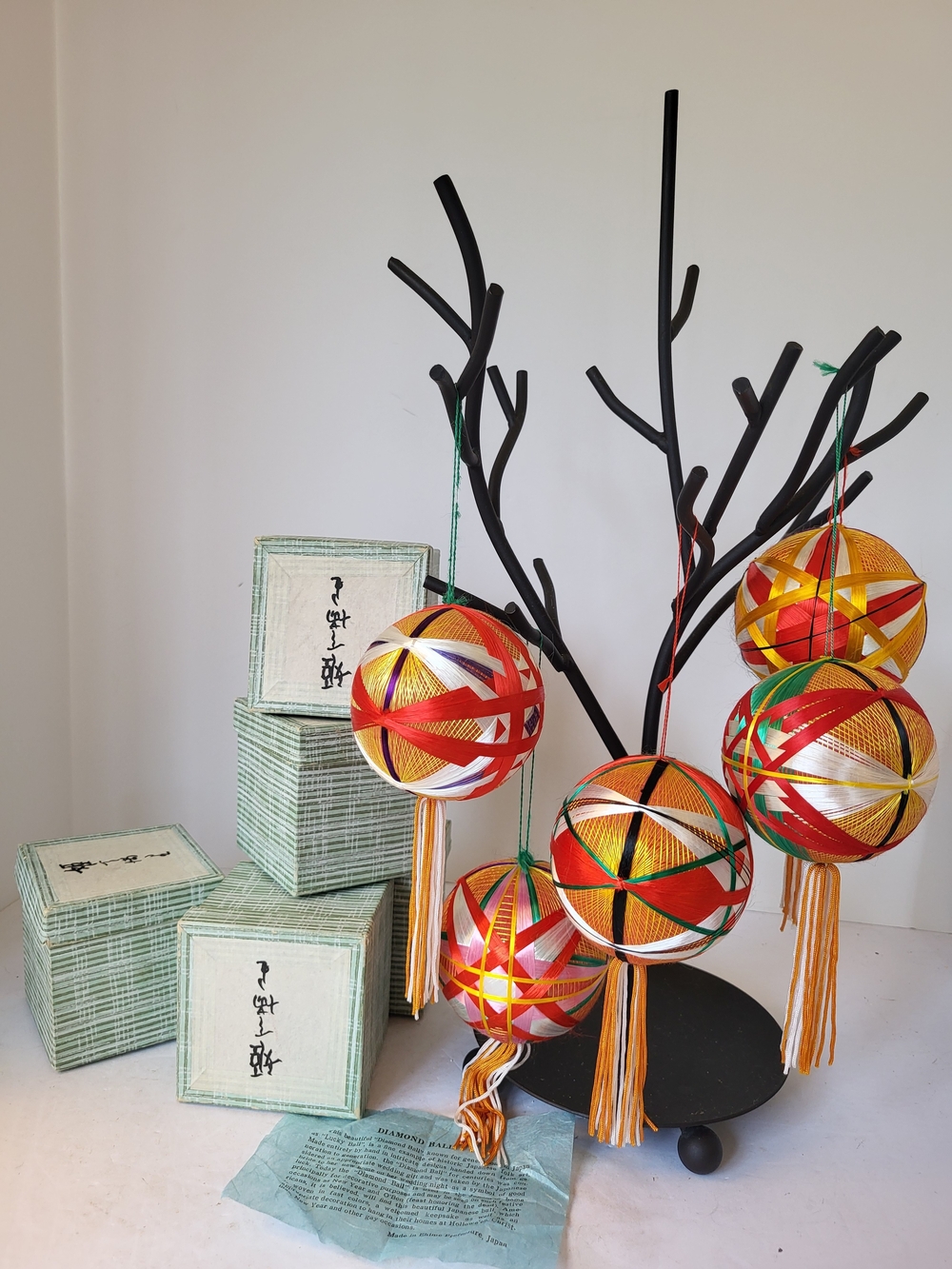Vintage Japanese Folk Art Temari Ball Ornament Set/5 1960s-70s Original Boxes